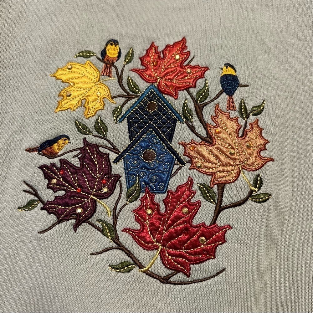 Vintage Studio Works Pale Green Floral Embroidered Fall Pullover Sweatshirt - Picture 3 of 5